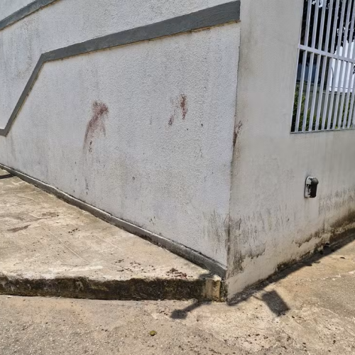 Homem é levado a júri por tentar matar a ex-esposa com dezenas de facadas na frente do João Paulo II em RO