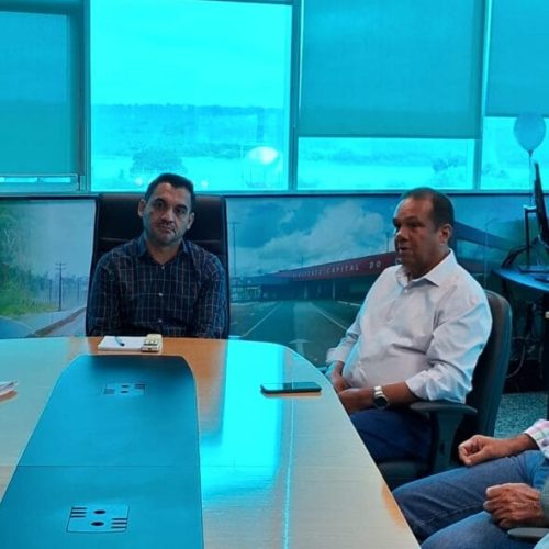 Vereador Jurandir Bengala cobra melhorias nas estradas vicinais em reunião com o DER