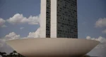 Câmara cassa mandato de sete deputados federais