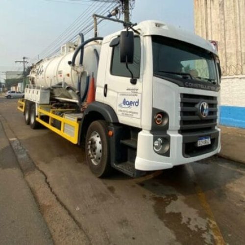 Fornecimento de água para Porto Velho é garantido pelo governo de RO por meio de caminhões pipa