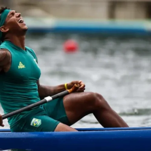 Isaquias Queiroz brilha na Copa do Mundo de Canoagem Velocidade