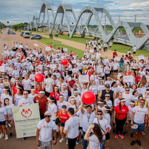 “Caminhada da adoção, cada passo, um direito”, mobiliza a sociedade no espaço alternativo, na capital