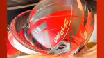 Capacete da vítima após agressão — Foto: Reprodução arquivo pessoal