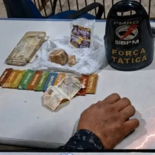 Casal é preso por tráfico de drogas durante Operação Força Total 02 no bairro Roque em Porto Velho