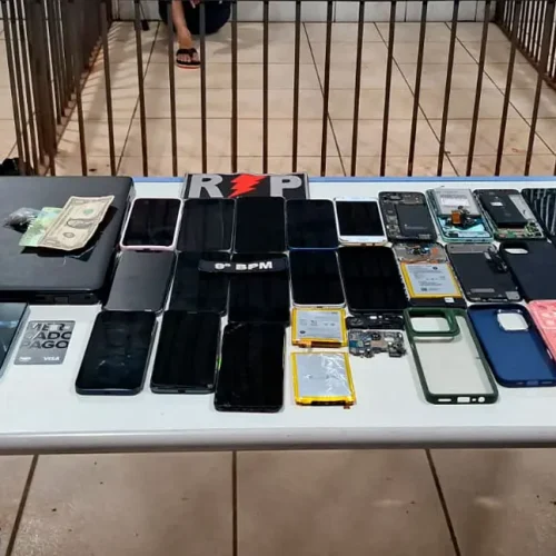 Homem é preso com celulares roubados, notebook para desbloqueio e drogas no Orgulho do Madeira, em Porto Velho