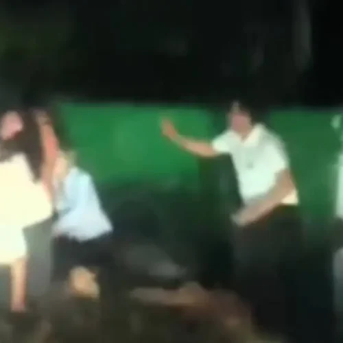 Colisão fatal na BR-364 deixa motociclista morto e ônibus em ribanceira