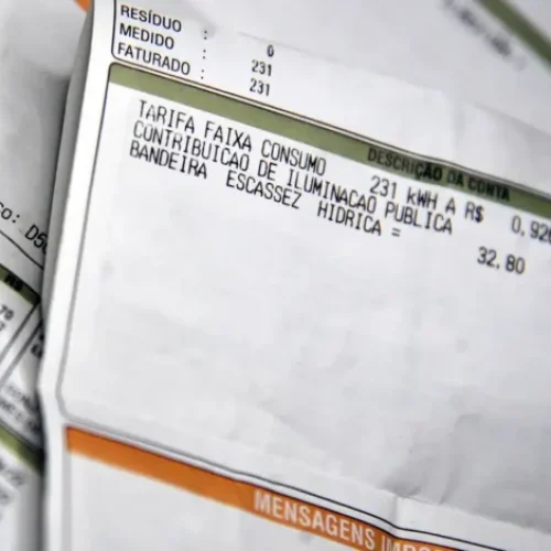 Conta de energia elétrica fica mais cara a partir de hoje