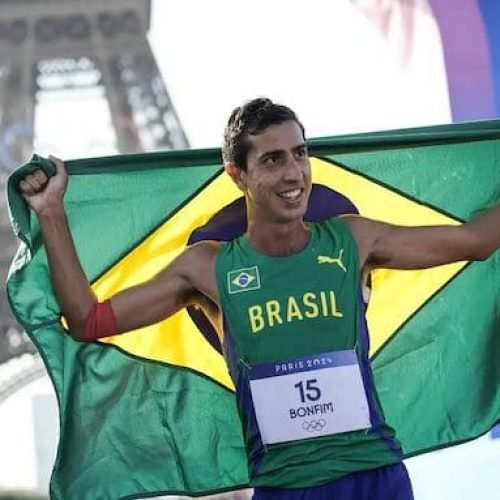 Caio Bonfim fatura prata inédita para o Brasil na marcha atlética