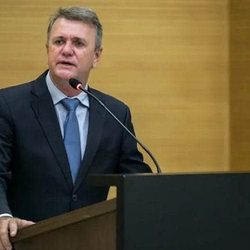 Luizinho Goebel cobra melhorias para a escola Nilo Coelho em Ministro Andreazza