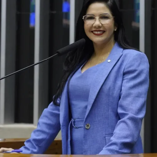 Cristiane Lopes antecipa avanço histórico para pavimentação da BR-319 após acordo entre ministérios