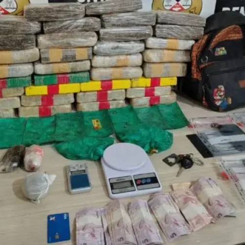 Denarc prende suspeitos e apreende 35 quilos de entorpecentes e munições de fuzil em Porto Velho