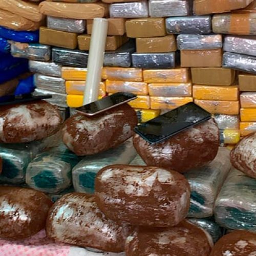 PM apreende grande quantidade de drogas no Porto Madero após denúncia anônima