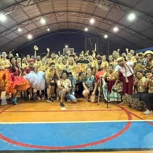 Ieda Chaves impulsiona cultura e tradição com recursos à quadrilha “A Roça é Nossa”