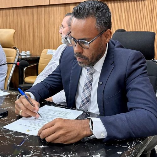 Audiência pública proposta por Dr. Santana debate novas regras para estacionamentos de shoppings em Porto Velho