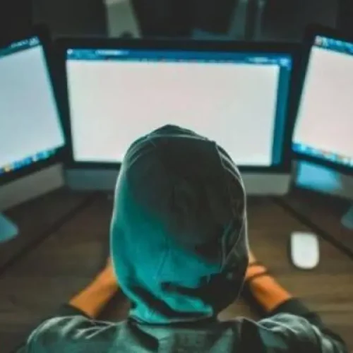 Falso advogado aplica golpe de R$ 20 mil via telefone em Corumbiara