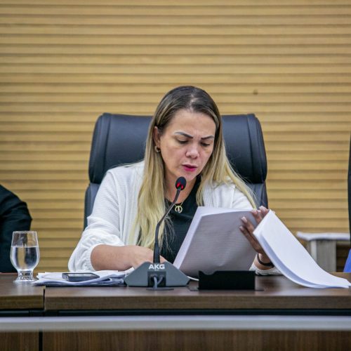 Cláudia de Jesus propõe mudança no calendário de repasses às Escolas Família Agrícola