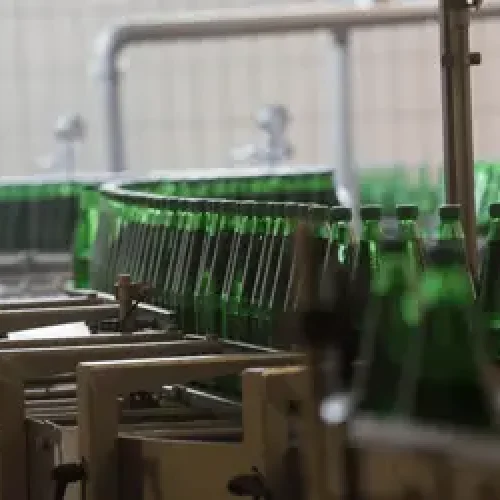 Câmara aprova até 15 anos de prisão para quem adulterar bebidas e gerar mortes