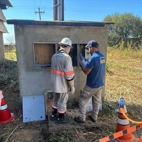 Operação identifica furto de energia em madeireira de Ariquemes