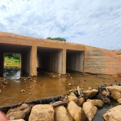 Governo de RO conclui galeria de concreto e aço sobre Rio Serra Verde, na Rodovia-466, entre Jaru e Bom Jesus