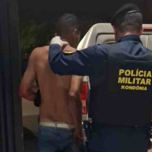 Homem é preso após ameaçar a mãe e se ferir com faca em Porto Velho