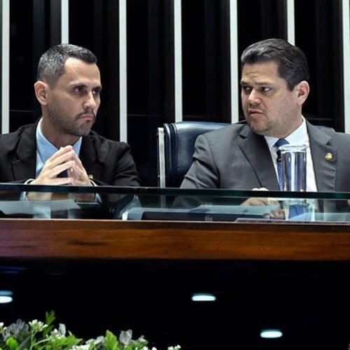 Promulgada emenda que isenta IPVA de veículos com mais de 20 anos