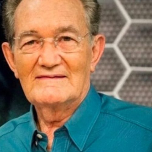 Léo Batista, ícone do jornalismo esportivo, morre aos 92 anos