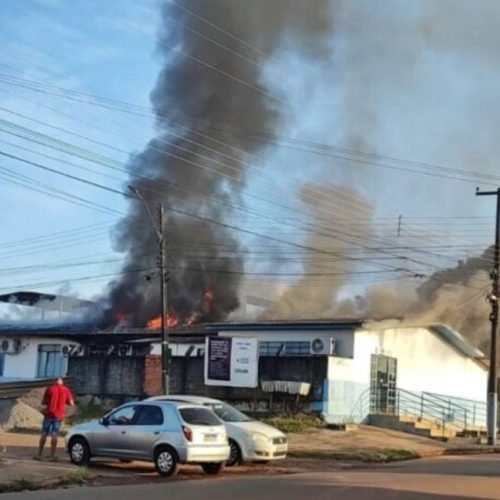 Incêndio atinge sede do SAAE em Cacoal e compromete serviços