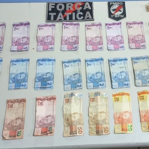 FORÇA TÁTICA PRENDE SUSPEITO POR TRÁFICO DE DROGAS