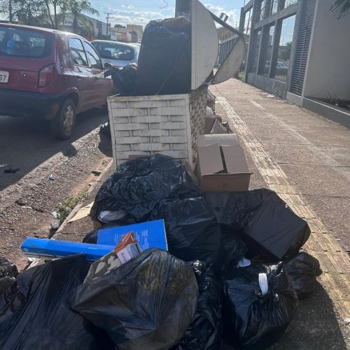 Vários bairros e distritos de Porto Velho estão sem coleta de lixo