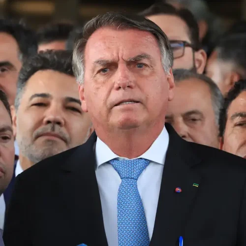 Trama golpista: STF inicia julgamento de Bolsonaro e mais sete aliados