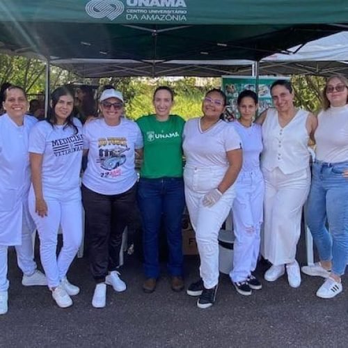 Baixo Madeira: Márcia Socorristas Animais participa de feira de adoção de animais resgatados