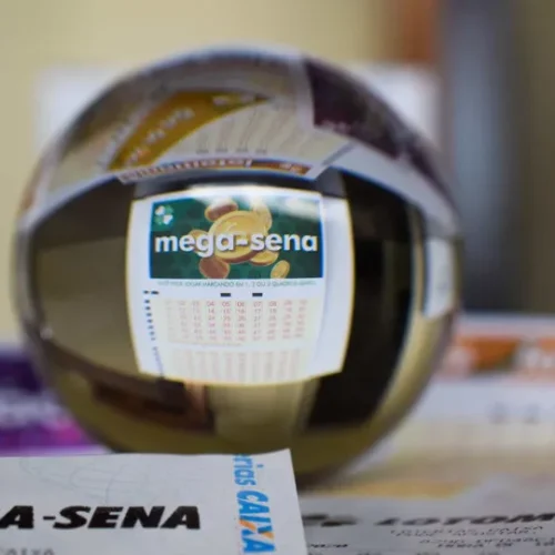 Mega-Sena acumula e prêmio principal vai para R$ 40 milhões