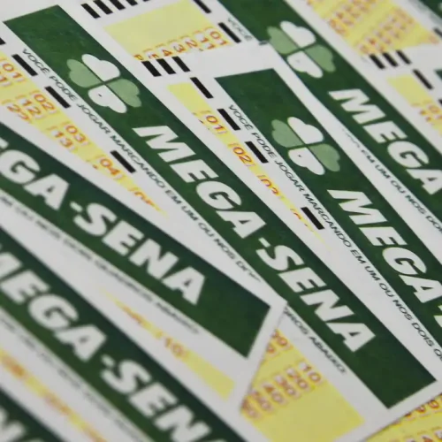 Mega-Sena sorteia nesta terça-feira prêmio estimado em R$ 3,5 milhões