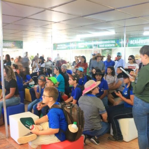 Ciclo de oficinas técnicas com palestras sobre monilíase e serviços de inspeção tem início na Rondônia Rural Show