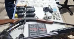 Operação da PM prende três suspeitos com arsenal e drogas no Mocambo