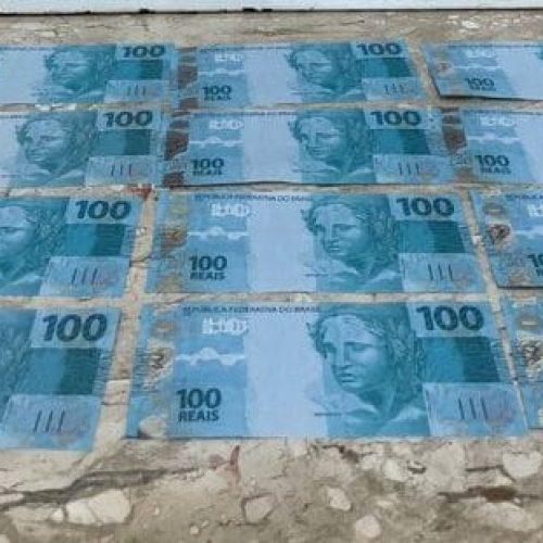 PF prende em flagrante suspeito de adquirir notas falsas