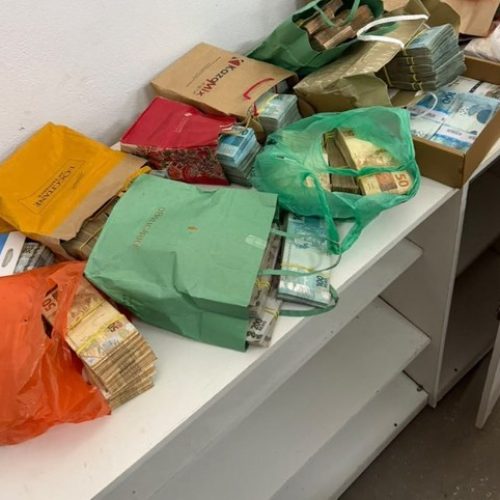 PF deflagra operação contra fraudes em contratações públicas em Ji-Paraná/RO
