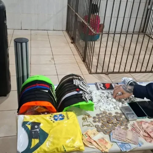 Polícia Militar desarticula ponto de tráfico na Vila Samuel