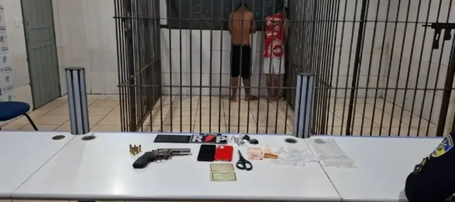 Polícia prende dois jovens por tráfico e apreende arma no Orgulho do Madeira