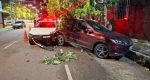 Médico colide com carro estacionado e deixa veículos danificados em Porto Velho