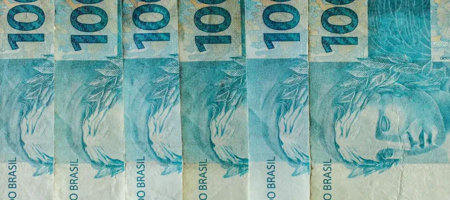 Caixa paga Bolsa Família de julho a beneficiários com NIS de final 4