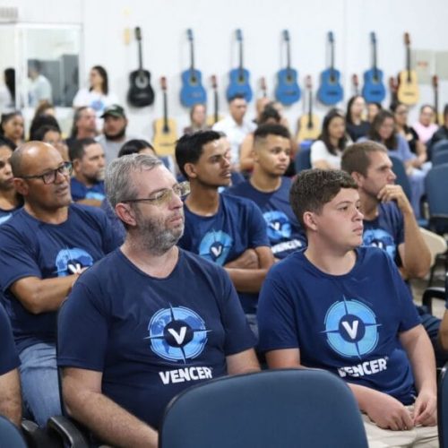 Governo de RO reforça ações de assistência social em Vilhena e Cacoal com entrega de kits do Vencer e enxovais para bebês