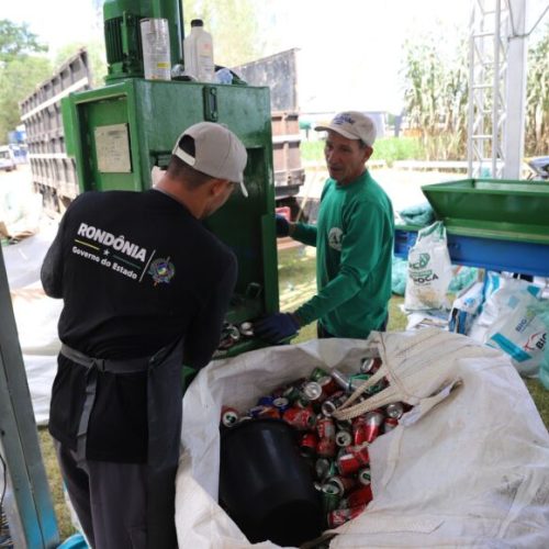 Geração de renda para catadores é ampliada com ações de coleta seletiva durante a 13ª RRSI, em Ji-Paraná