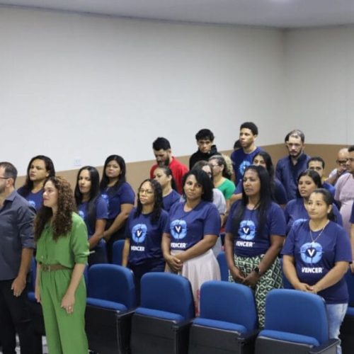 Mais 24 concluintes de cursos do Vencer recebem kits profissionais em Ji-Paraná