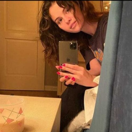 Selena Gomez esclarece futuro na música: ‘Muito desgastante’