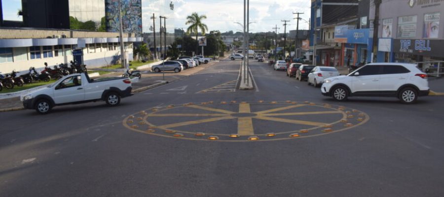 Projetos de sinalização viária promovem mais segurança e mobilidade nos municípios de Rondônia