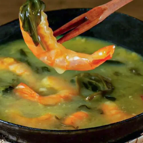 Saber amazônico: tacacazeiras são agora patrimônio cultural do Brasil