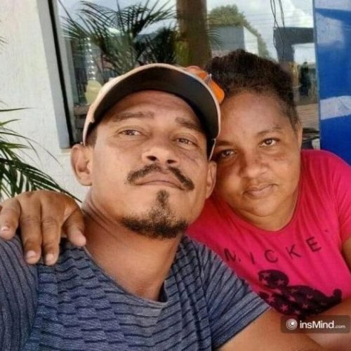 Casal morre após batida frontal entre moto e caminhonete em estrada rural