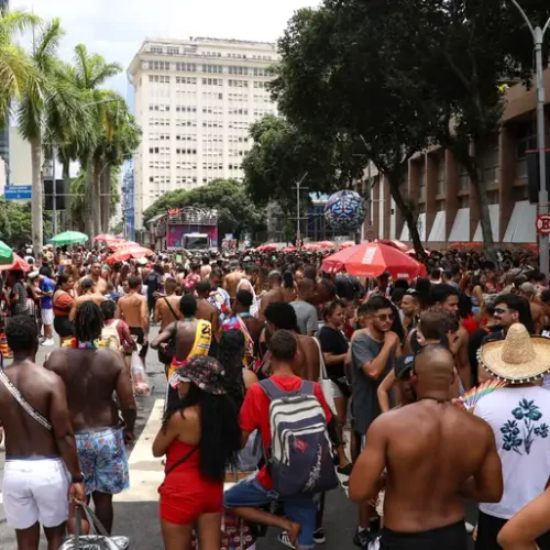 Especialistas recomendam “etiqueta respiratória” após carnaval