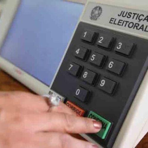 Cenário político em Rondônia: 27 prefeitos reconduzidos e renovação em 25 municípios com novos gestores